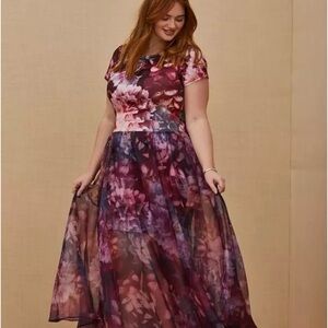 Torrid sz 4 Multi Floral Scuba Knit Dress & Organza Formal Gown Set